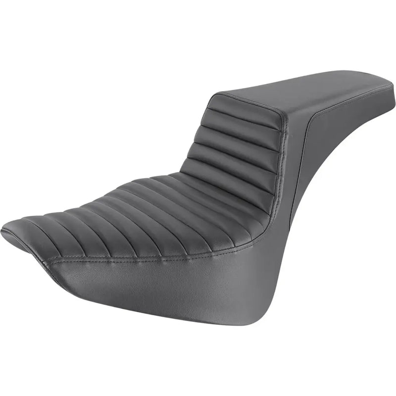 Saddlemen Tuck-n-Roll anteriore Step-Up per Harley