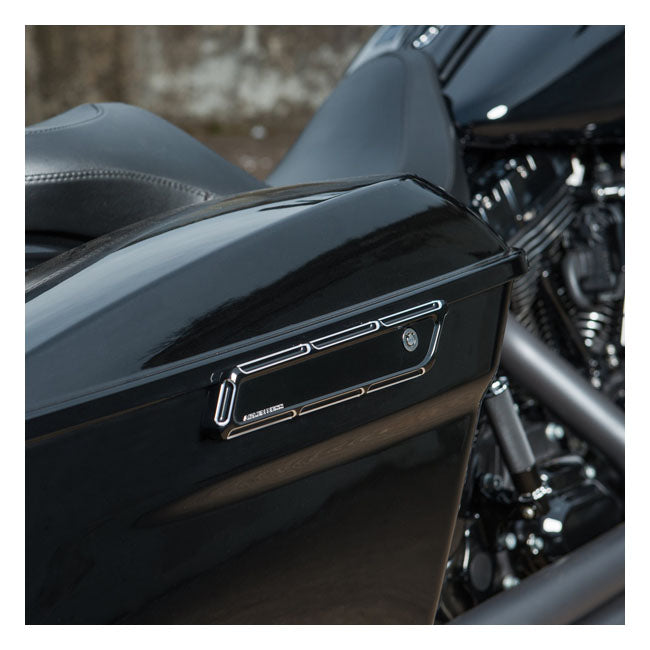 Arlen Ness Coperture smussate per chiusure delle borse laterali Harley