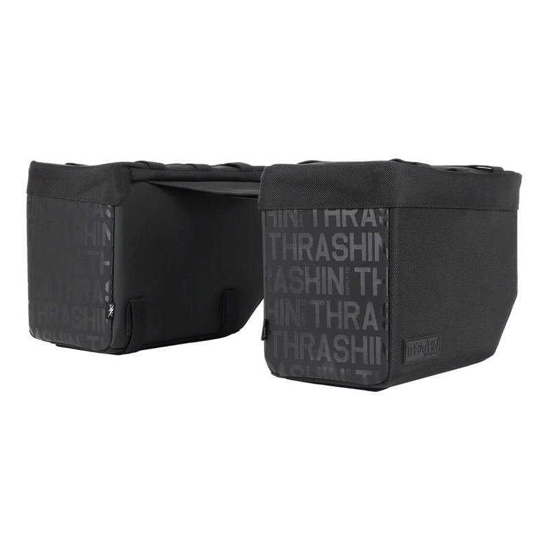 Thrashin Supply Set di borse laterali per moto Throw-Over Essential Base 10L
