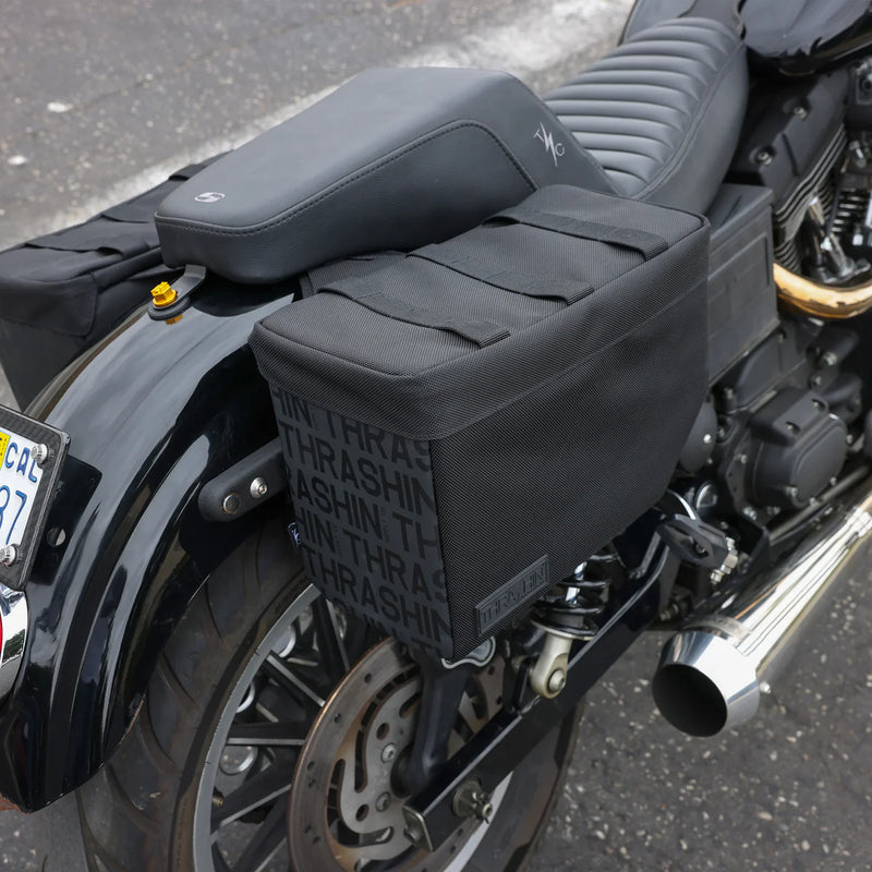 Set di borse laterali per moto Thrash Supply Escape Base 18L Throw-Over