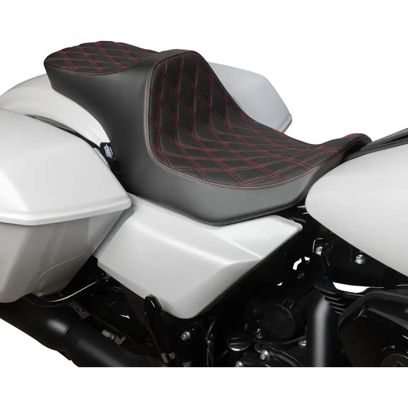 Drag Specialties Predator III 2-Up Seat for Harley 23-25 Touring CVO Road Glide / CVO Street Glide / Diamond Black / Red  - Customhoj