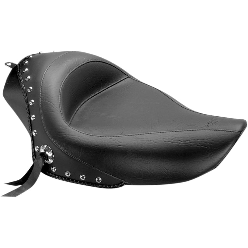 Mustang Standard Touring Solo Seat for Harley 04-22 XL Sportster with 17 liter tank / Studded / Without backrest  - Customhoj