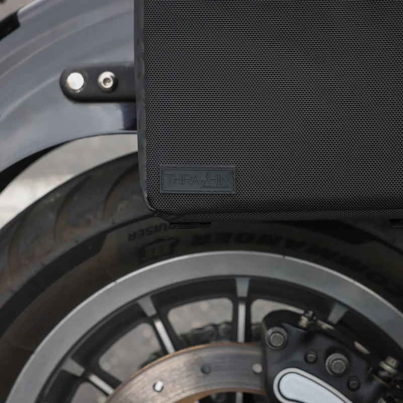 Thrashin Supply Essential Base 10L Throw-Over Motorcycle Saddlebag Set  - Customhoj